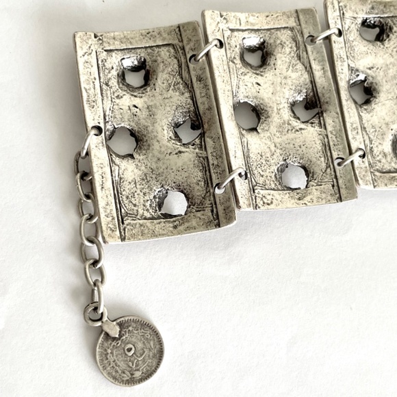 Vintage Artisan Handmade Hammered Silver Metal Cuff Bracelet - Picture 17 of 17